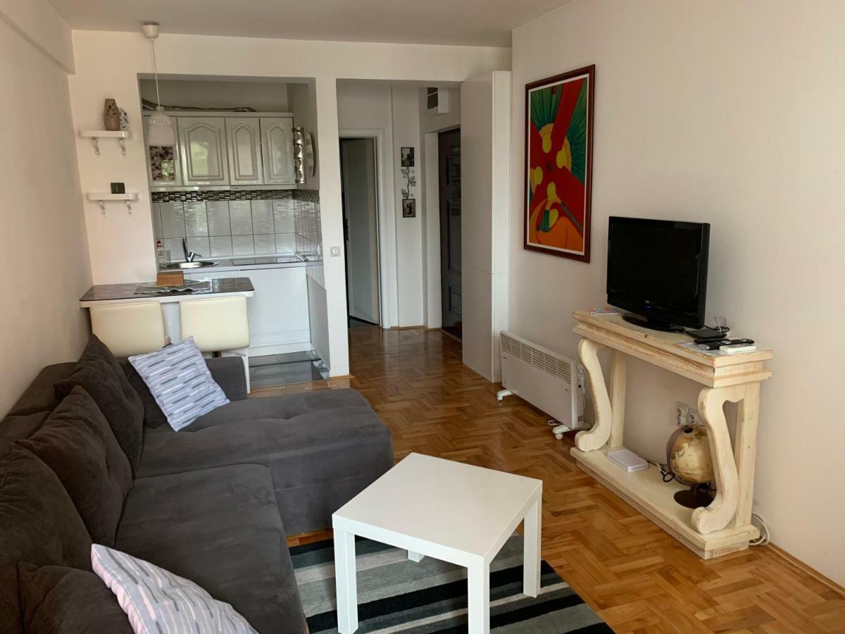 Trident Apartments Nis Exterior foto